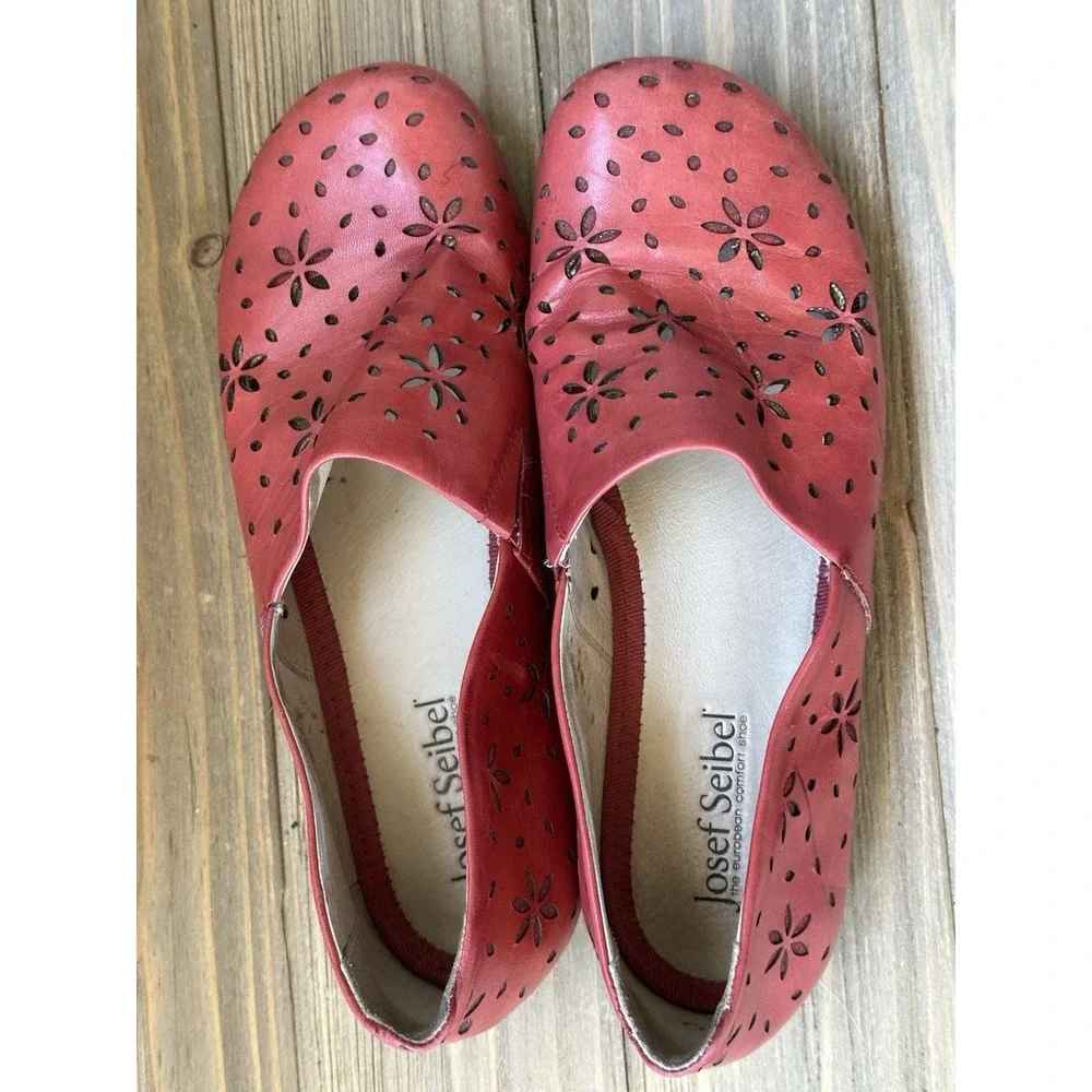 Josef Seibel Red Floral Flats Leather Comfort Shoes Women's Sz 5.5 / 36
